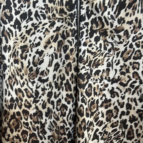 Tracksuit Style Zip Up Jacket with Sporty Ribbed Trim - Picture 4 of 9